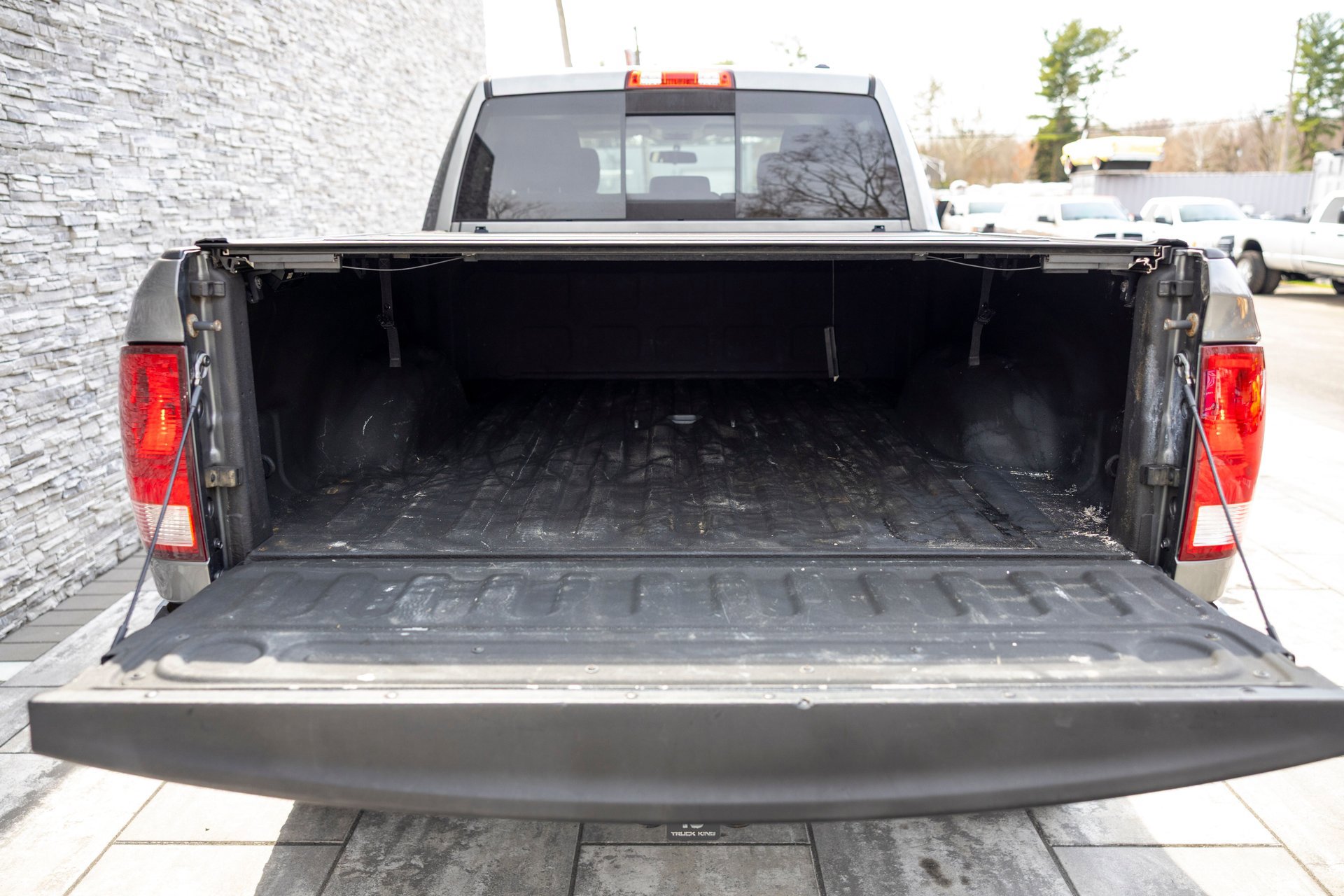Used 2012 RAM 2500 SLT w/ HD Snow Plow Prep Group AWD/4WD image 17