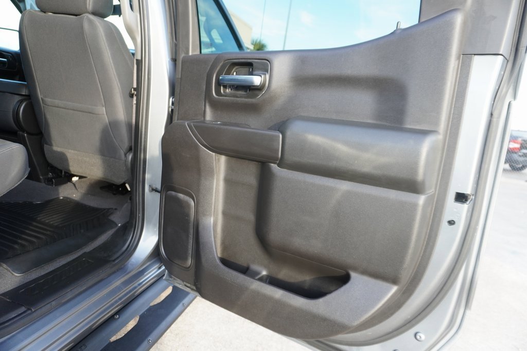 Used 2019 Chevrolet Silverado 1500 LT w/ Texas Edition image 21