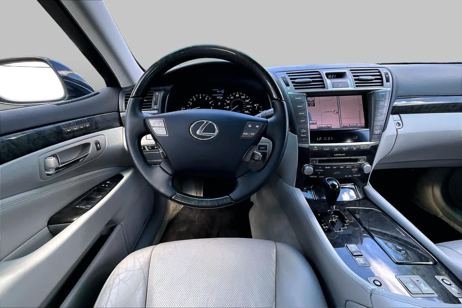 Used 2012 Lexus LS 460 AWD w/ Luxury Value Edition image 5