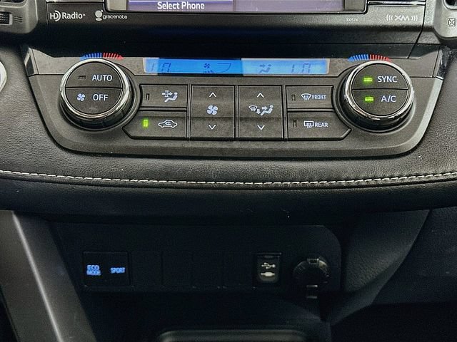 Used 2018 Toyota RAV4 XLE w/ Plus Extra Value Package AWD/4WD image 17