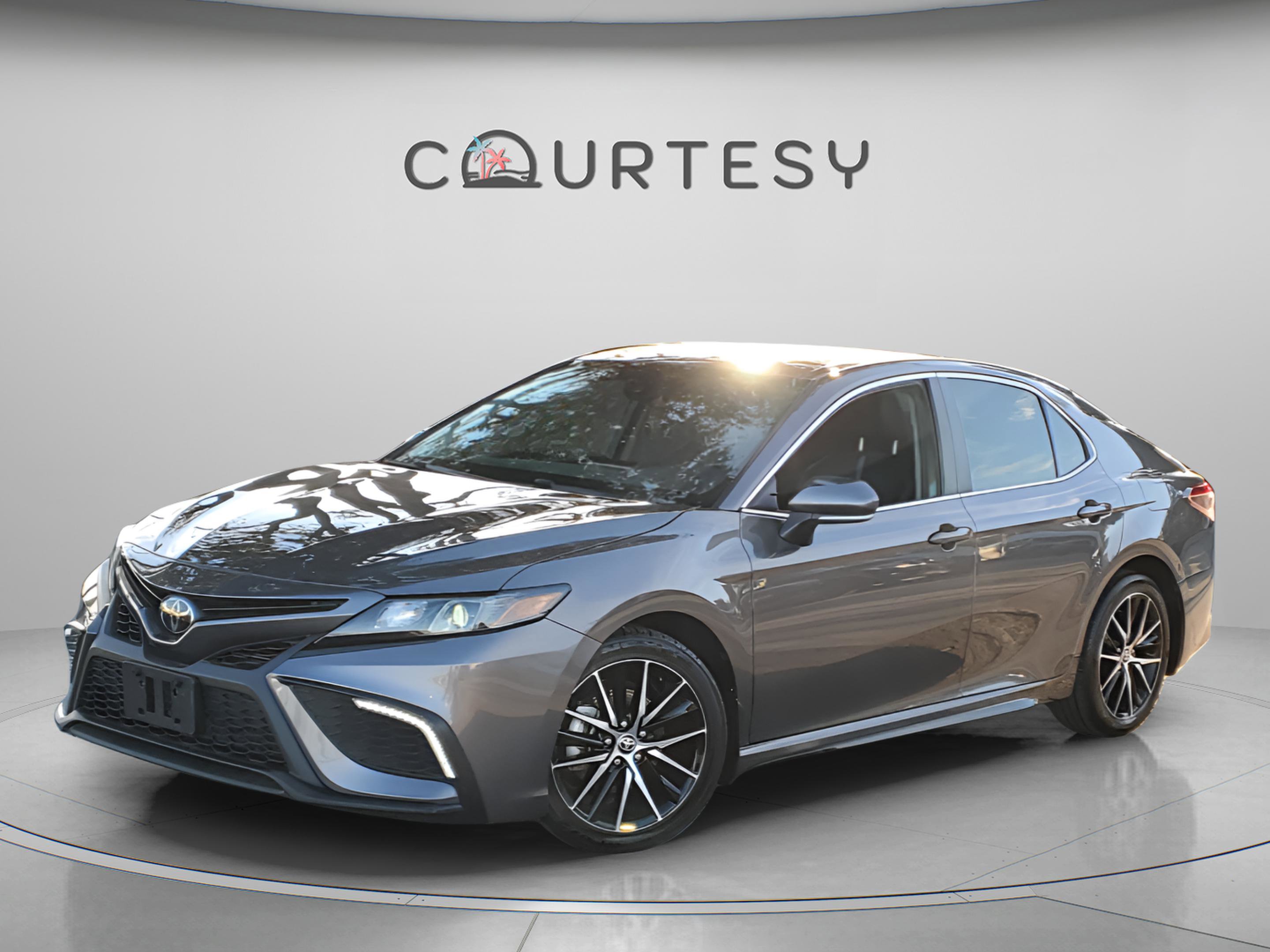 Used 2024 Toyota Camry SE 360° Tour