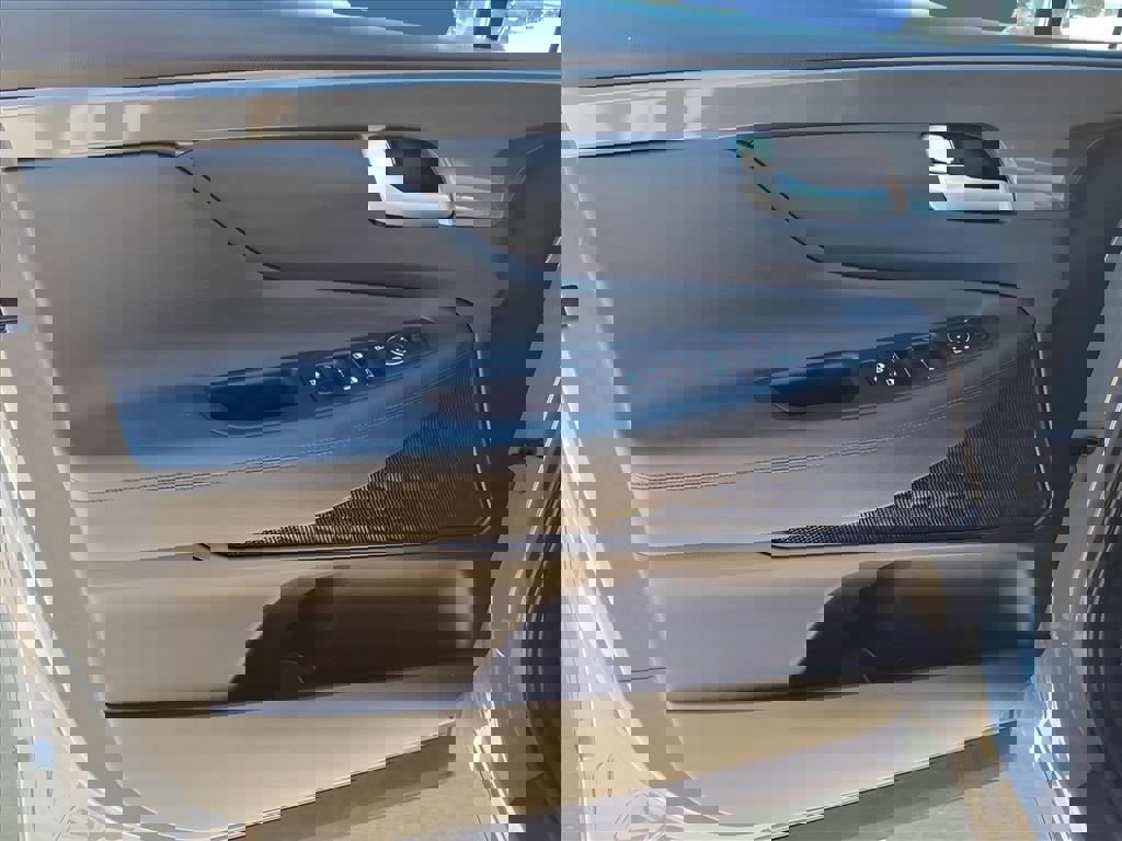 Used 2023 Hyundai Santa Fe SEL image 14