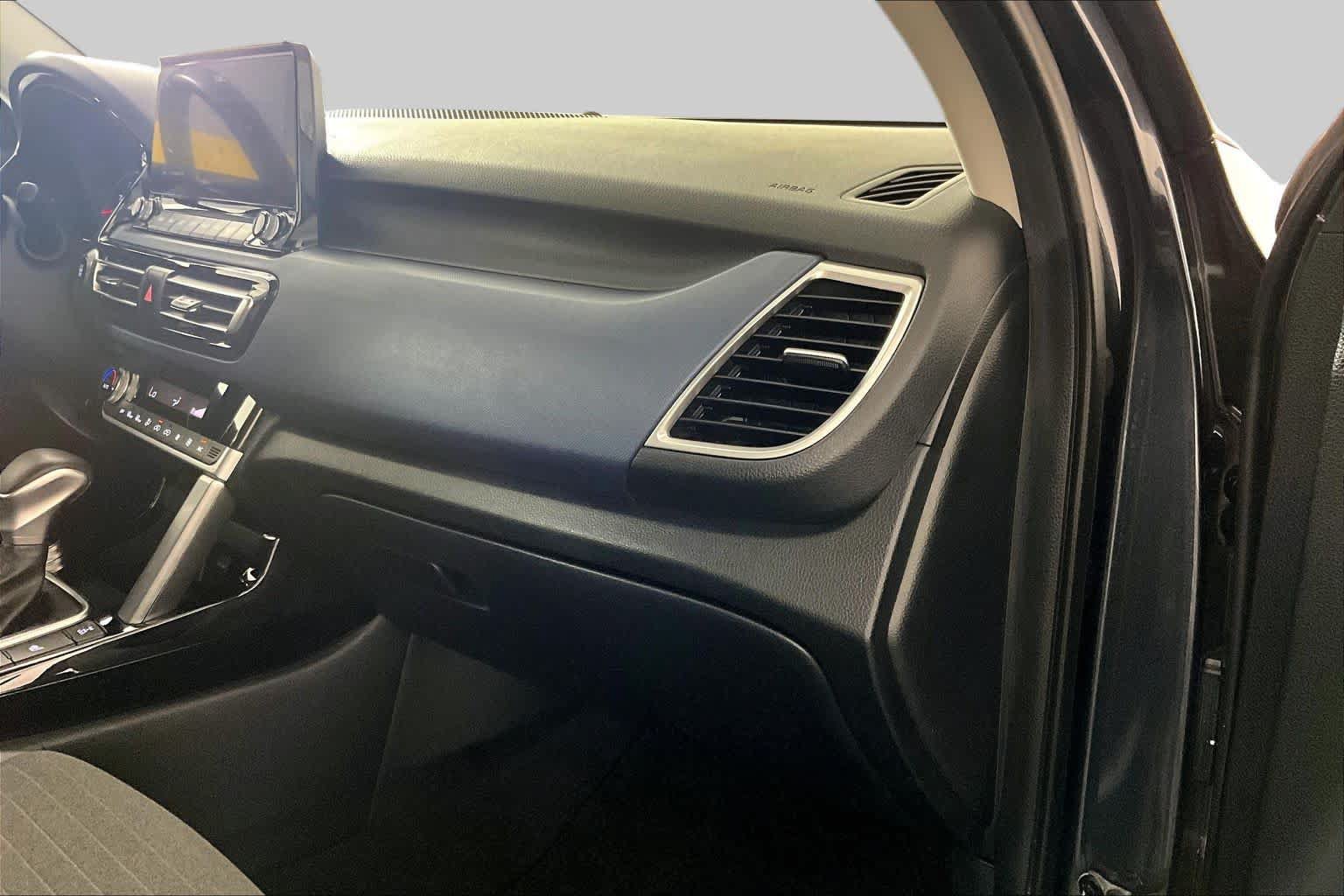 Used 2022 Kia Seltos Nightfall Edition AWD/4WD image 17