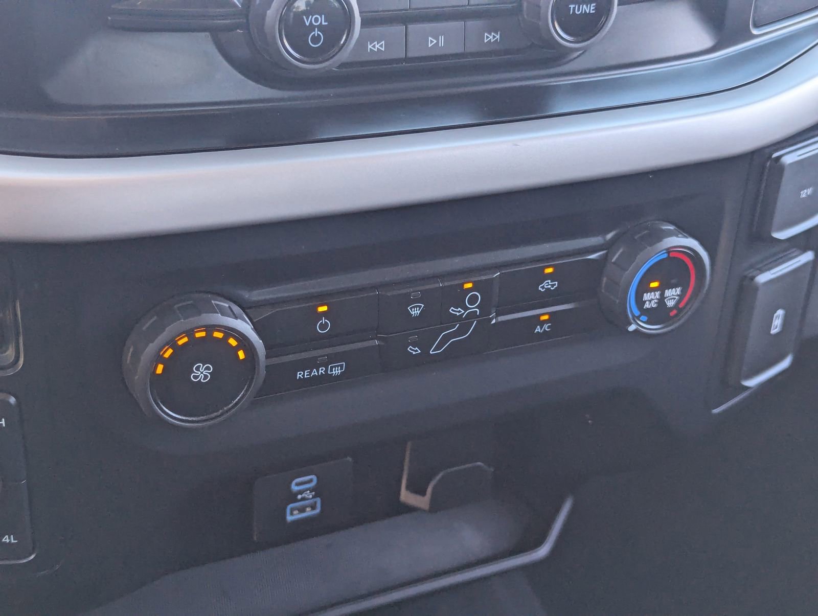 Certified 2023 Ford F150 XLT w/ Trailer Tow Package image 23