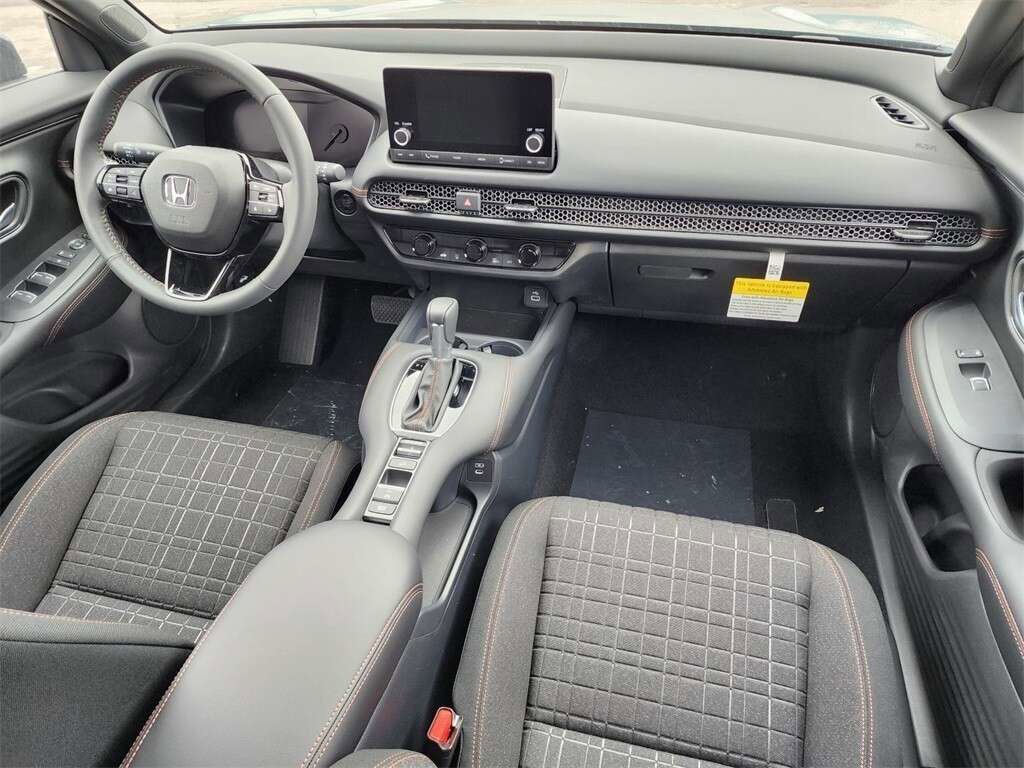 Used 2024 Honda HR-V Sport image 21