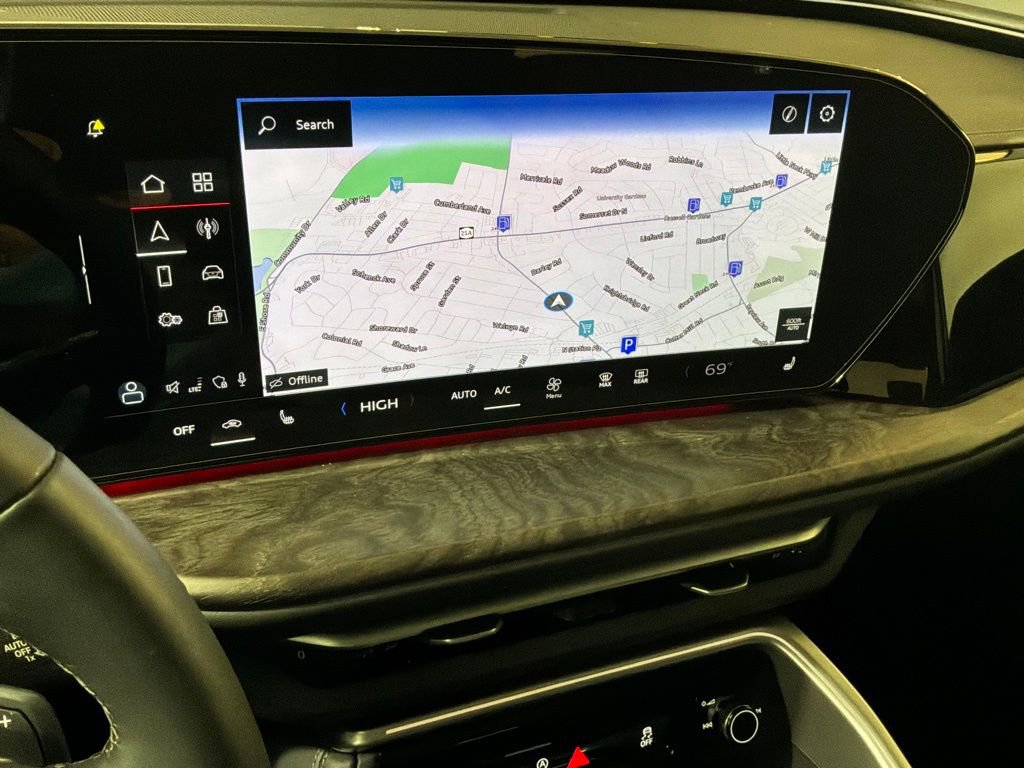 Certified 2025 Audi Q5 Premium w/ Convenience Package image 3