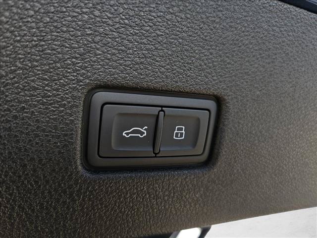 New 2027 Audi RS Q8 performance AWD/4WD image 23