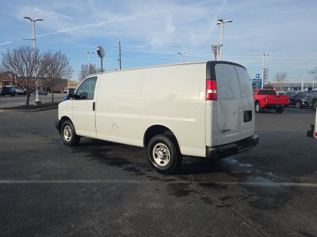 Used 2019 Chevrolet Express 2500 Work Van w/ Driver Convenience Package image 10