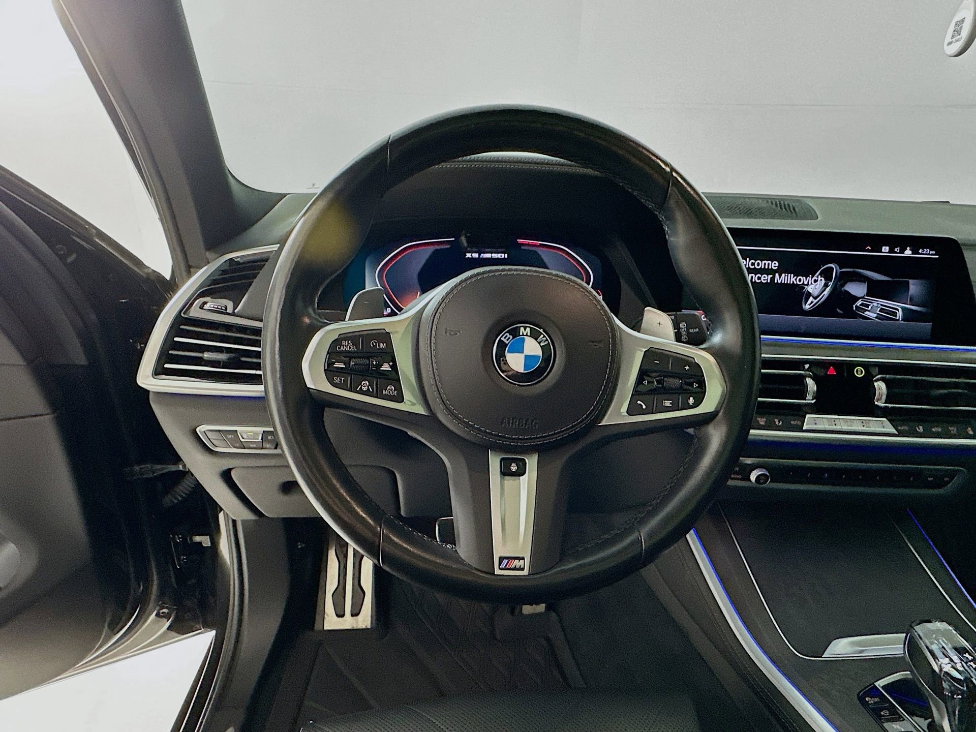 Used 2023 BMW X5 M50i w/ Executive Package image 12