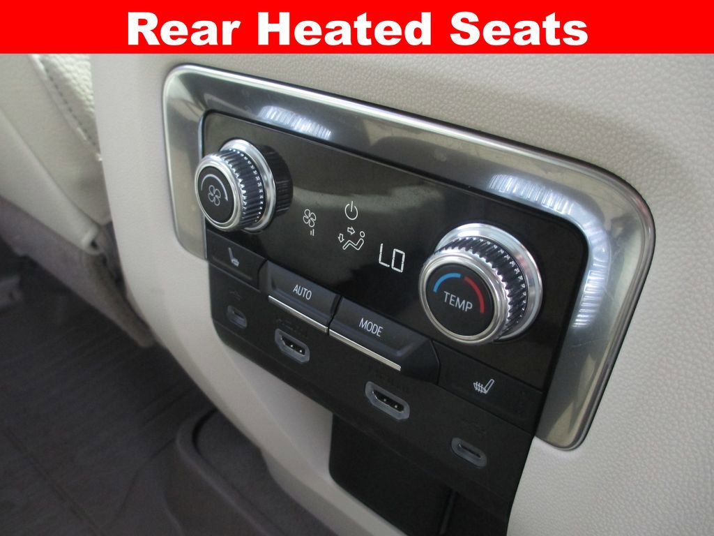 Used 2021 GMC Yukon XL Denali w/ Denali Ultimate Package AWD/4WD image 29