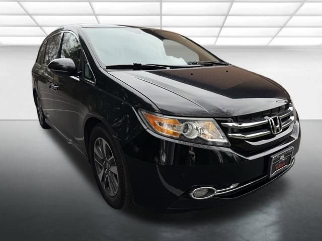 Used 2014 Honda Odyssey Touring image 3