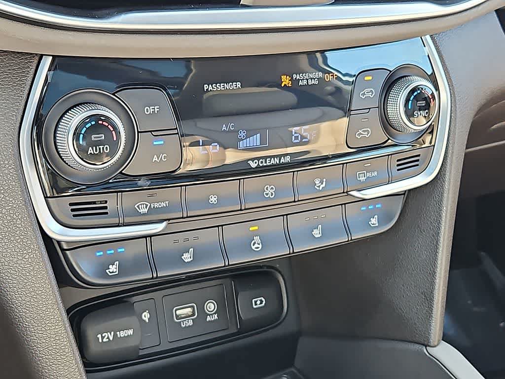 Used 2019 Hyundai Santa Fe FWD image 15