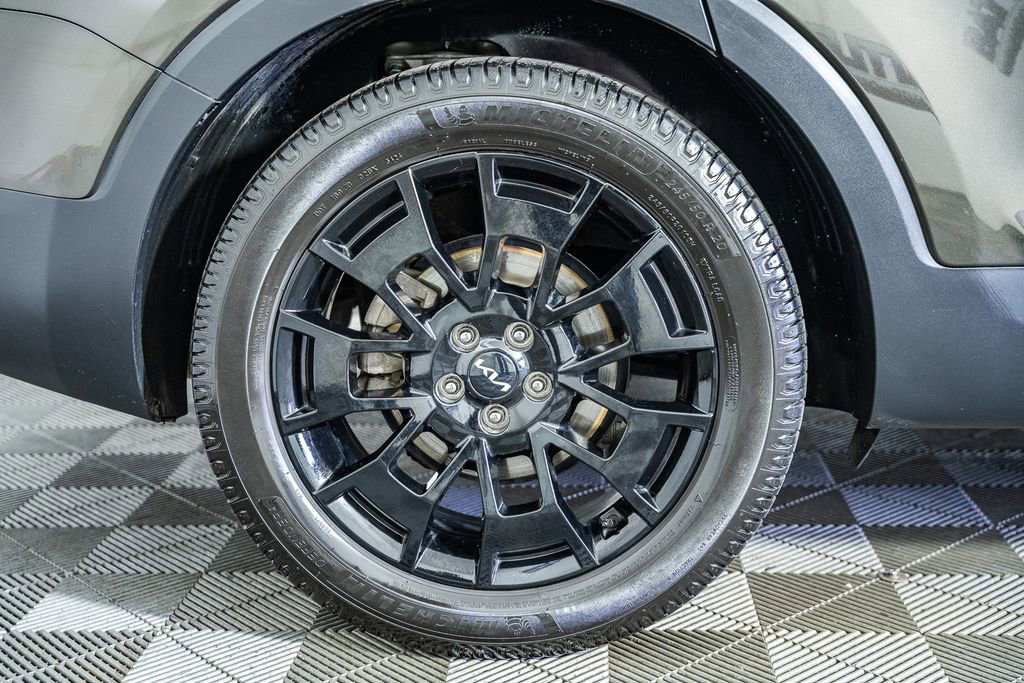 Used 2022 Kia Telluride SX w/ SX Prestige Package image 20