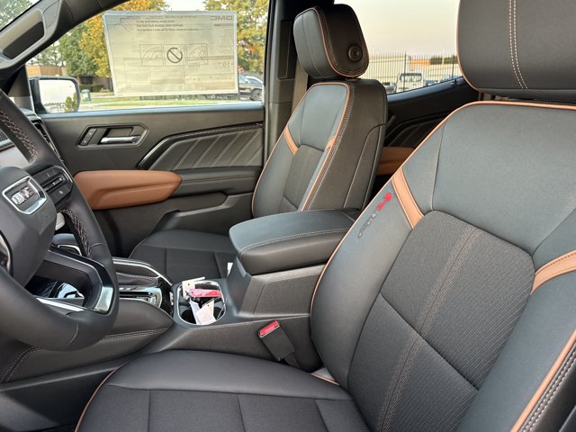 New 2026 GMC Canyon AT4 AWD/4WD image 5