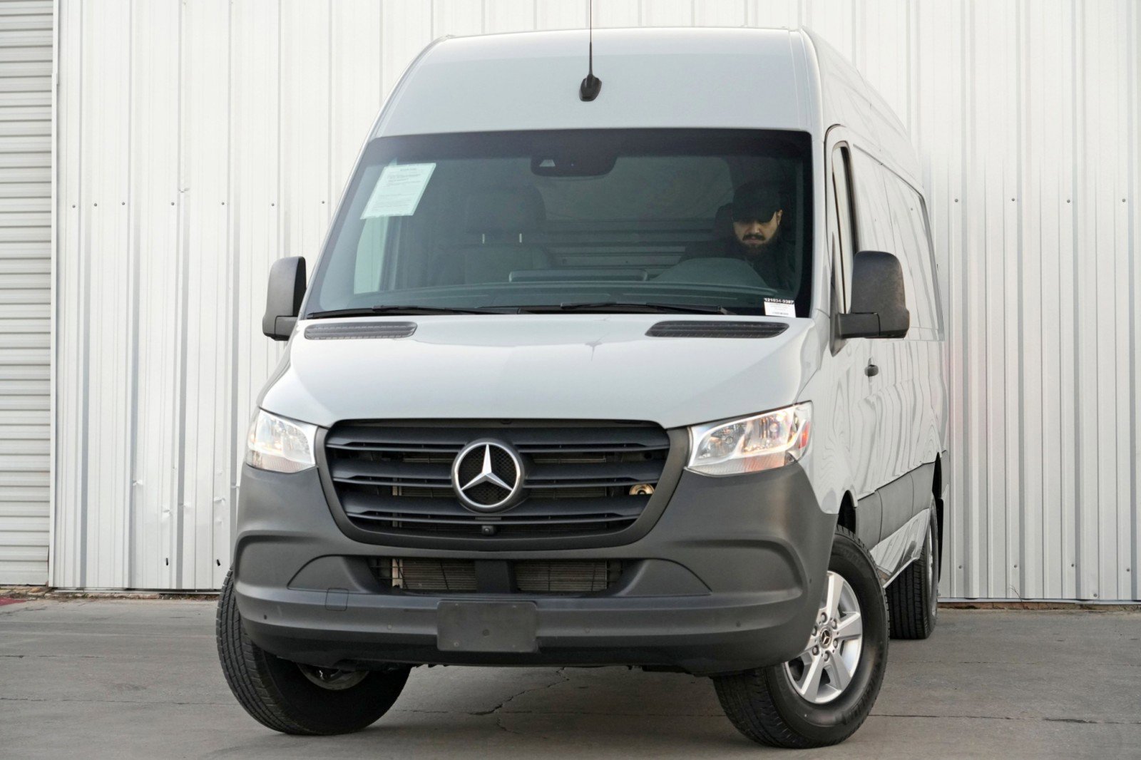 Used 2023 Mercedes-Benz Sprinter 2500 w/ Acoustic Package image 3