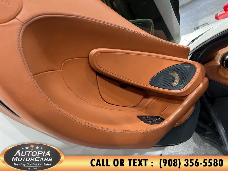 Used 2017 McLaren 570S RWD image 13