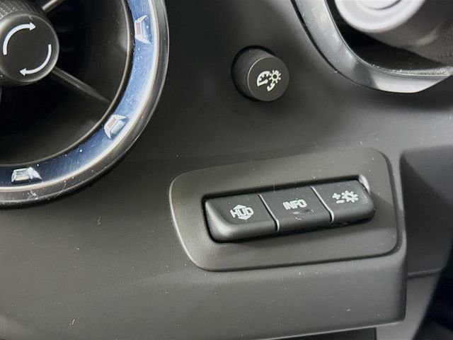 Used 2022 Chevrolet Camaro ZL1 image 10