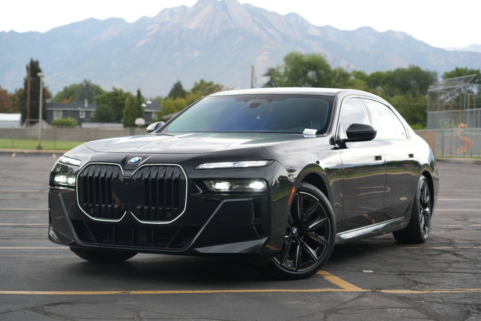 Used 2024 BMW 760i xDrive w/ Executive Package