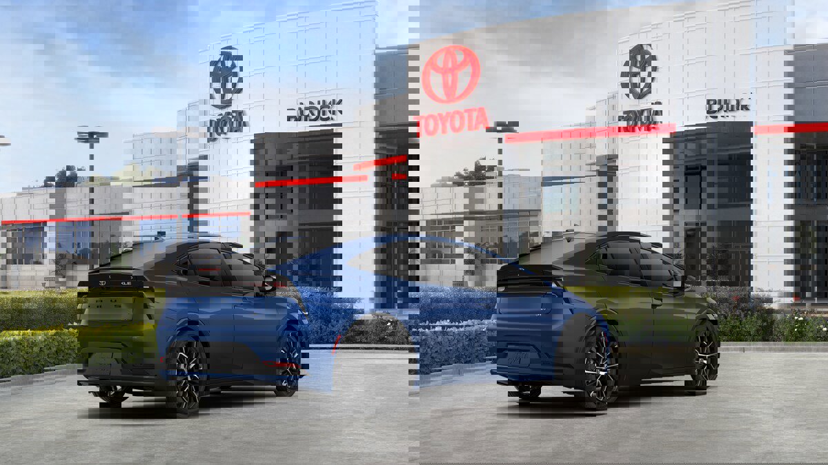 New 2026 Toyota Prius XLE image 10