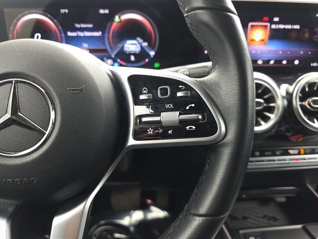 Used 2022 Mercedes-Benz GLB 250 image 18