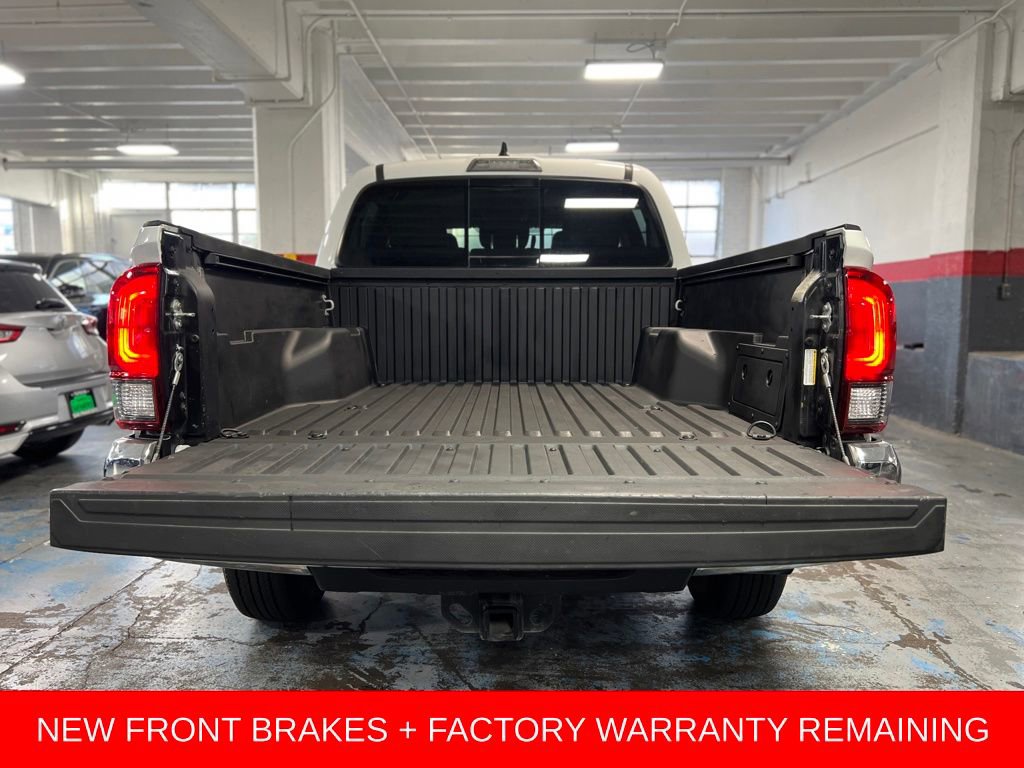 Used 2022 Toyota Tacoma SR5 image 35