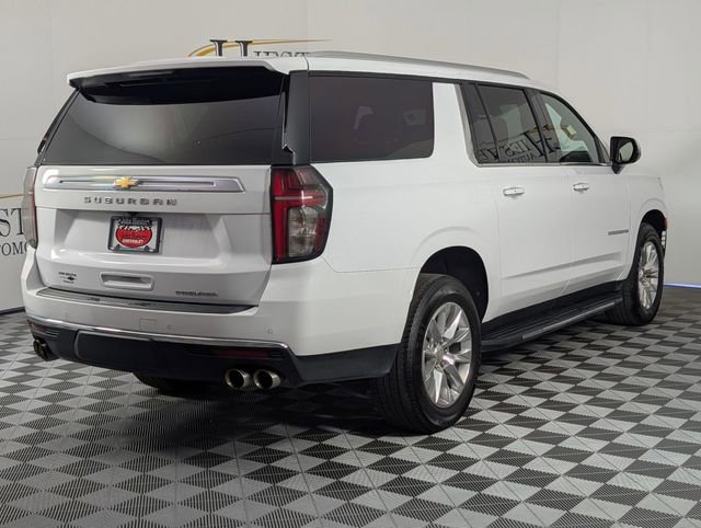 Used 2023 Chevrolet Suburban Premier image 7