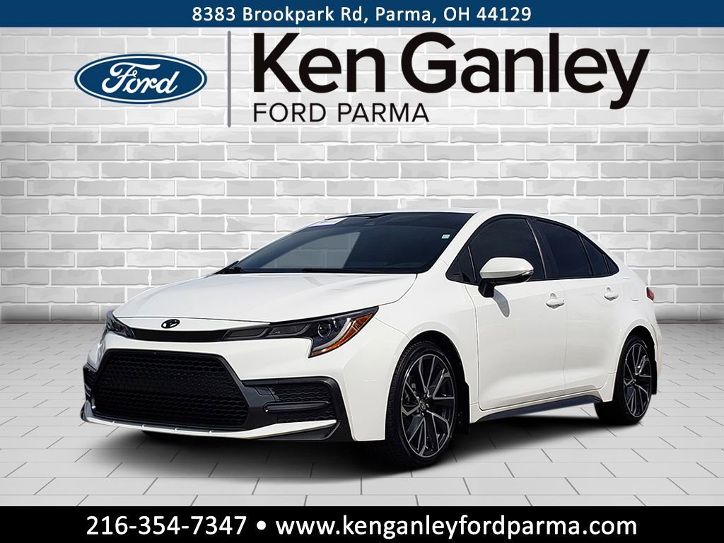 Used 2022 Toyota Corolla SE w/ SE Premium Package FWD image 1