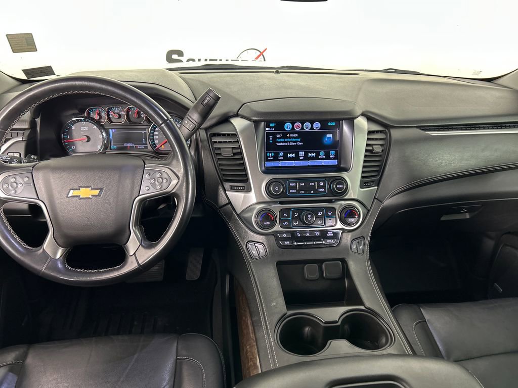 Used 2020 Chevrolet Suburban LT AWD/4WD image 18