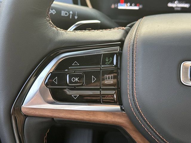 New 2025 Jeep Grand Cherokee Summit image 22