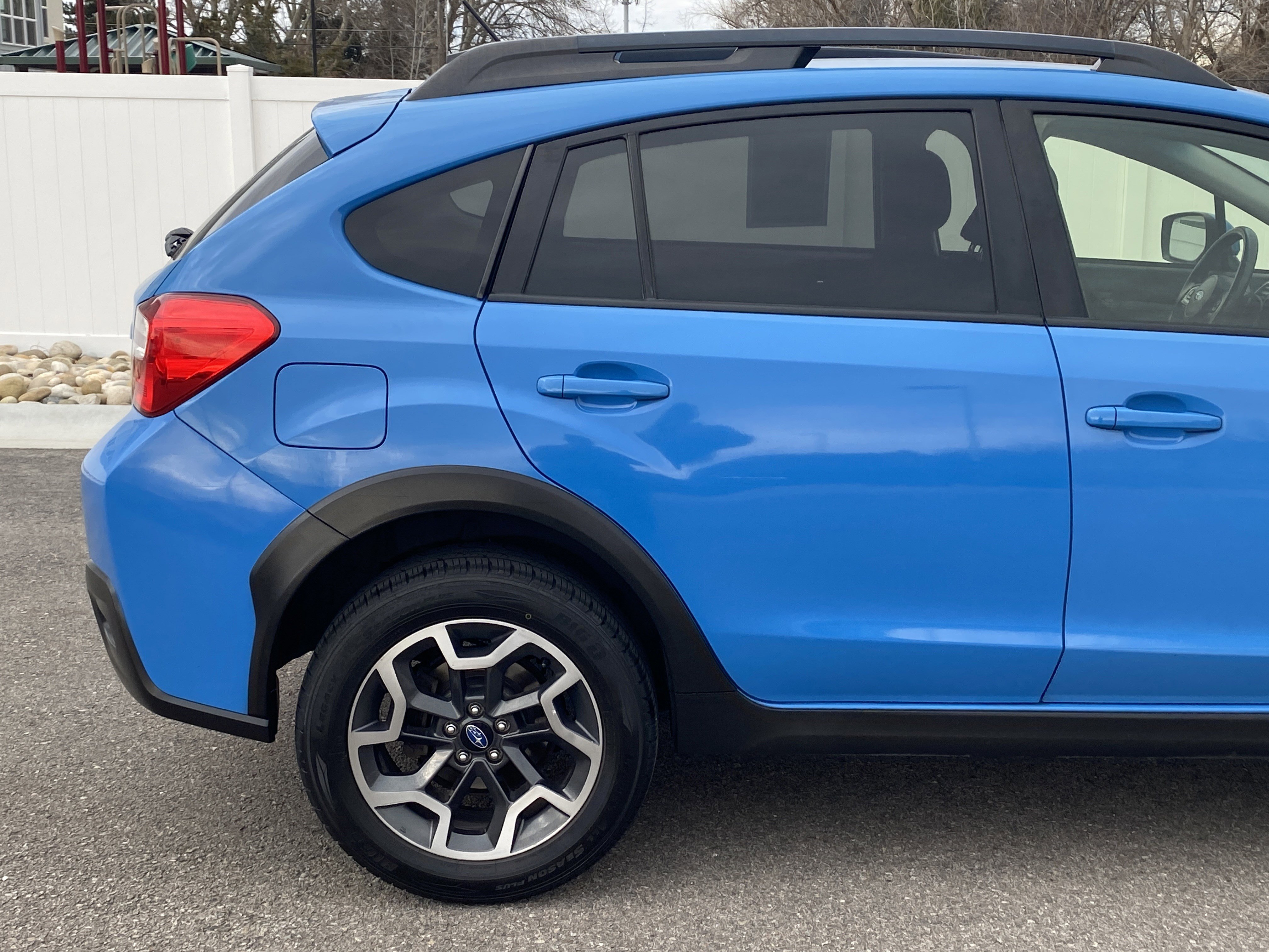 Used 2016 Subaru Crosstrek 2.0i Premium image 6