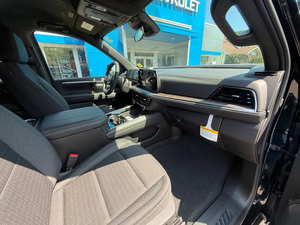 New 2026 Chevrolet Tahoe LS w/ LPO, Dark Essentials Package AWD/4WD image 41