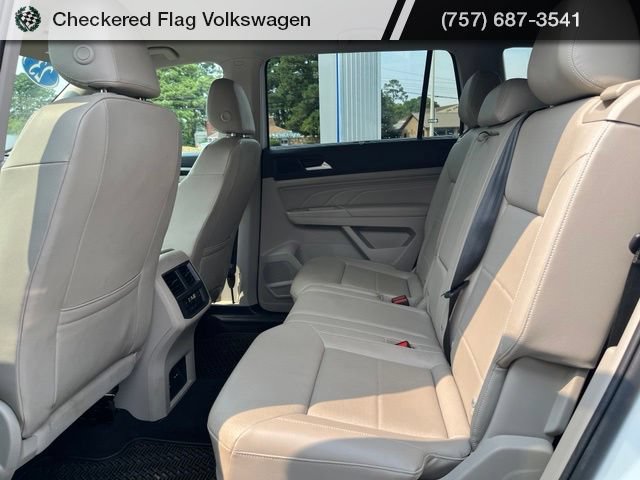 Used 2023 Volkswagen Atlas SE w/ Black Wheel Package AWD/4WD image 25