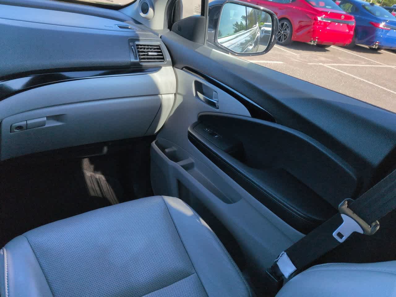 Used 2020 Honda Pilot Elite image 16