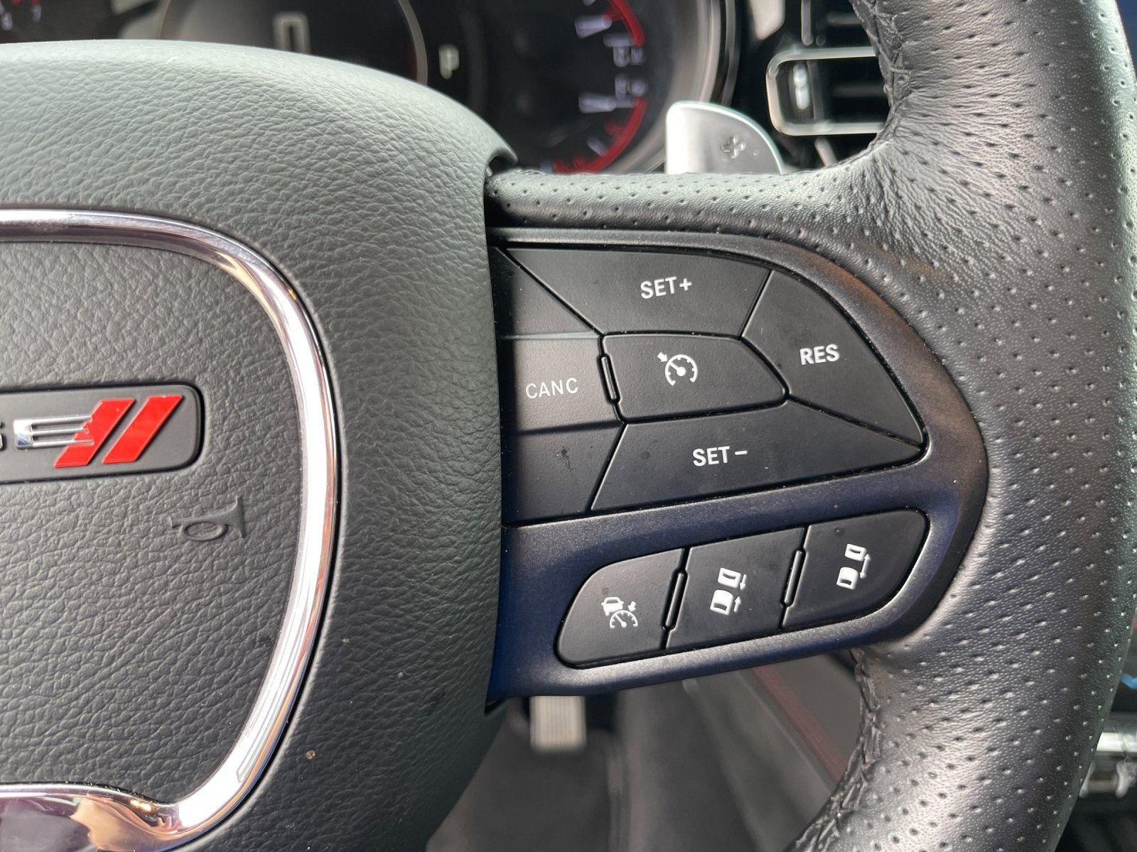 Used 2025 Dodge Durango GT image 29