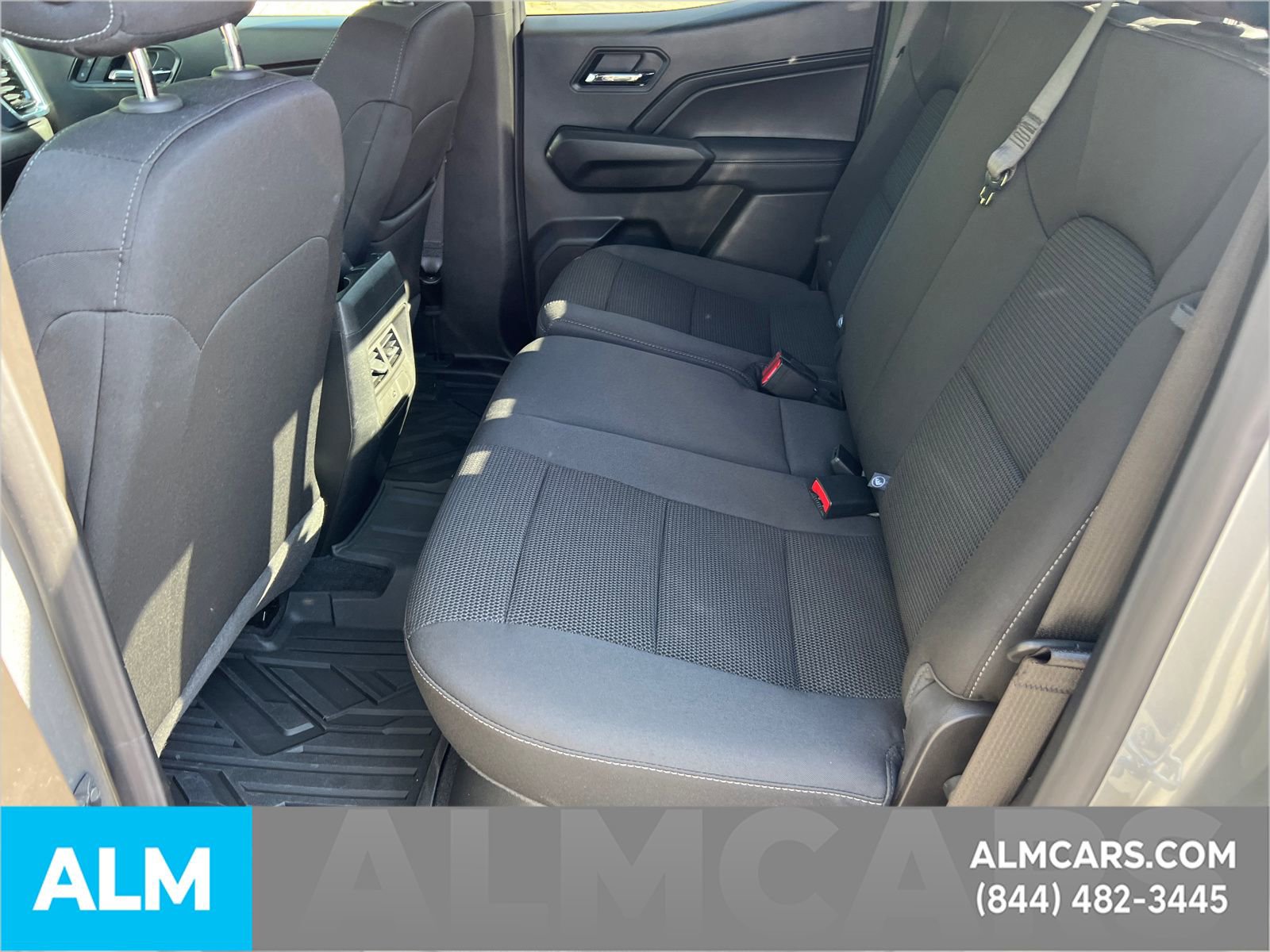 Used 2025 GMC Canyon Elevation image 23