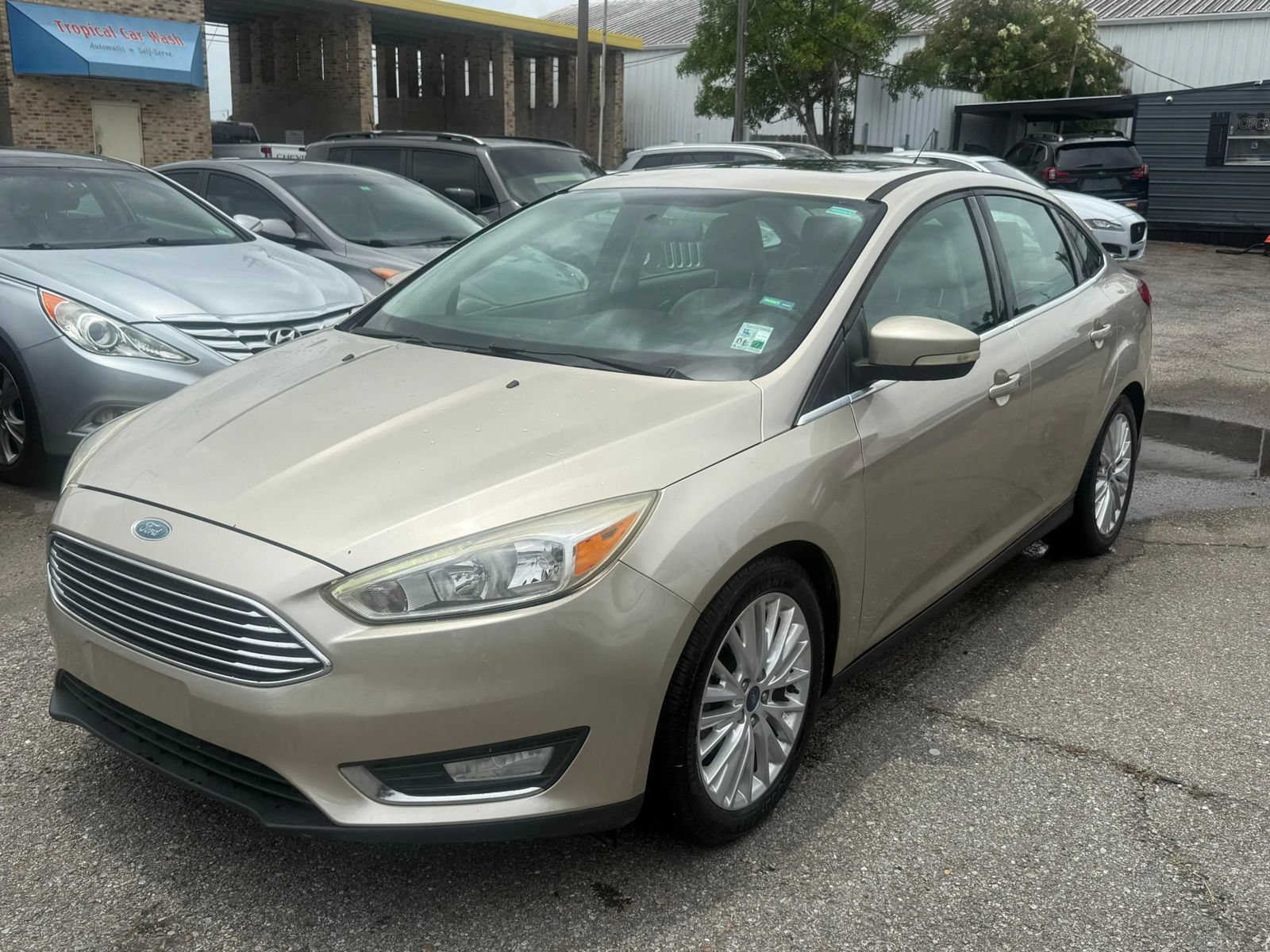 Used 2018 Ford Focus Titanium FWD image 1