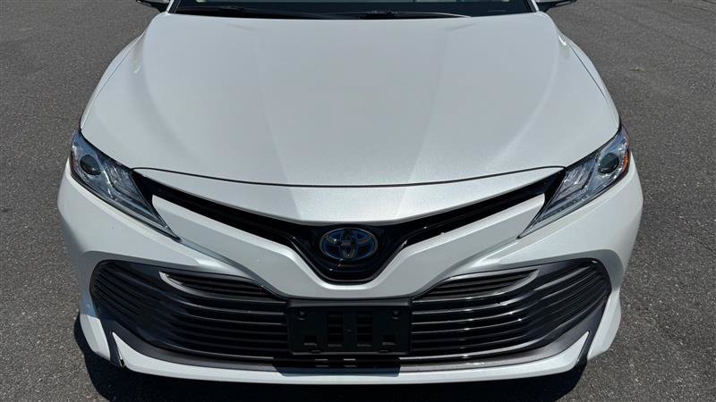 Used 2019 Toyota Camry XLE FWD image 17