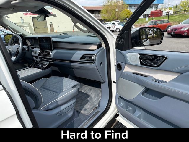 Used 2021 Lincoln Navigator L Black Label AWD/4WD image 12