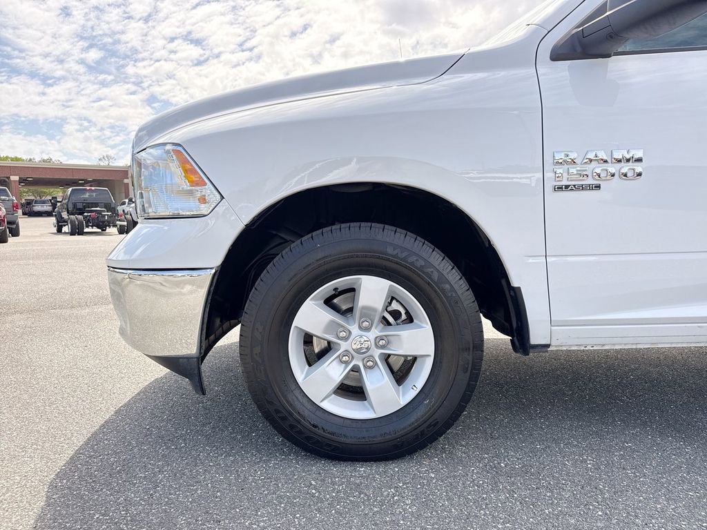 Used 2024 RAM 1500 Classic SLT AWD/4WD image 10