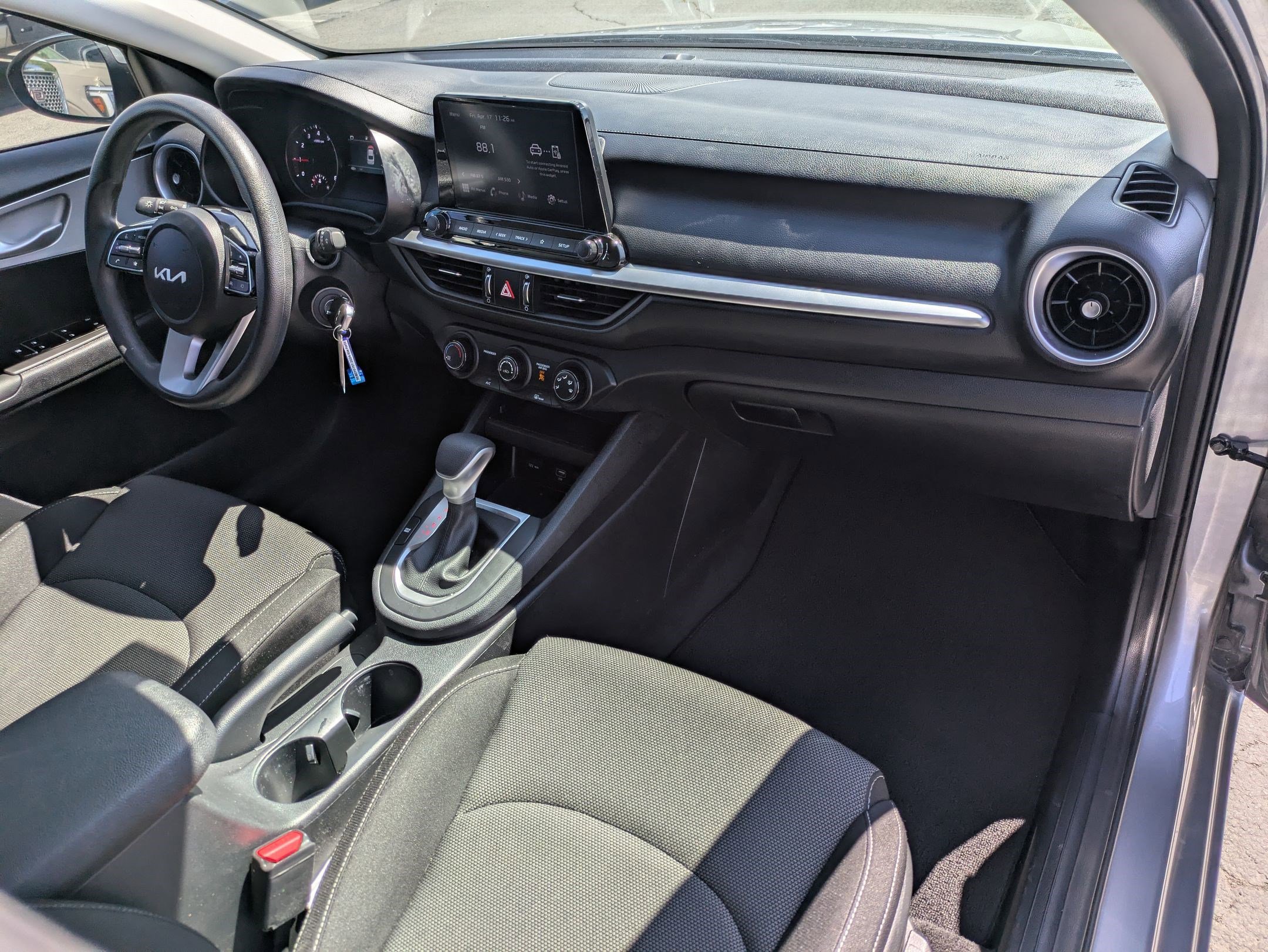 Used 2024 Kia Forte LXS w/ LXS Technology Package FWD image 32