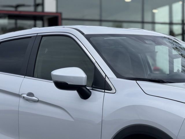 New 2025 Mitsubishi Eclipse Cross AWD image 2