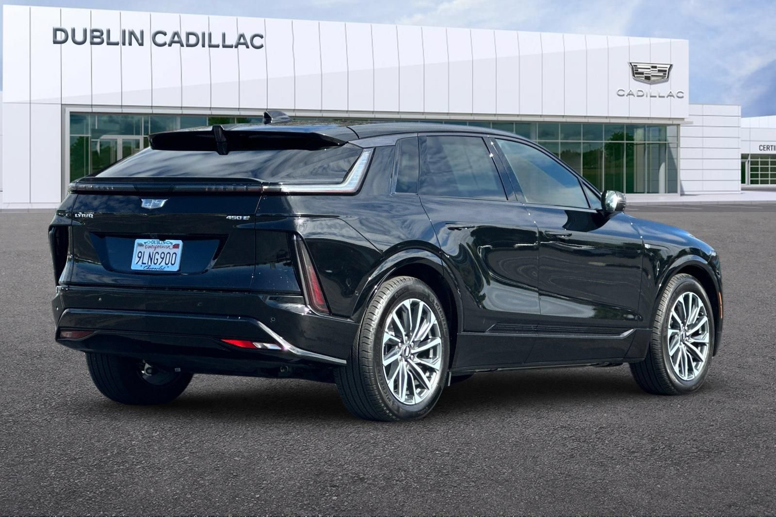 Certified 2024 Cadillac Lyriq Sport RWD image 4
