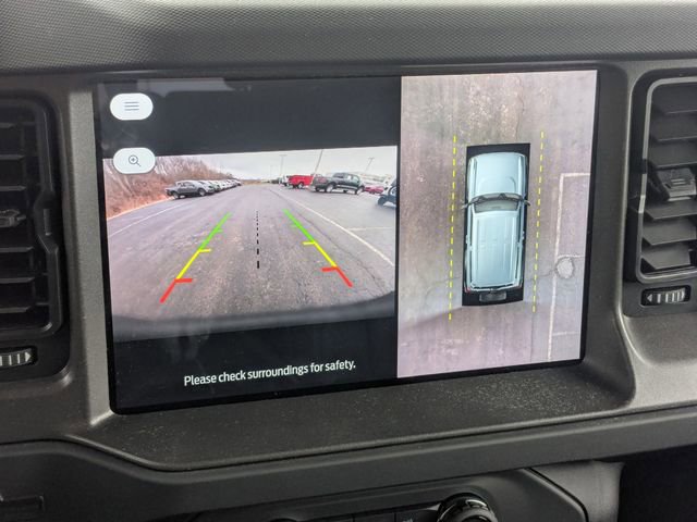 Used 2025 Ford Bronco Badlands image 13