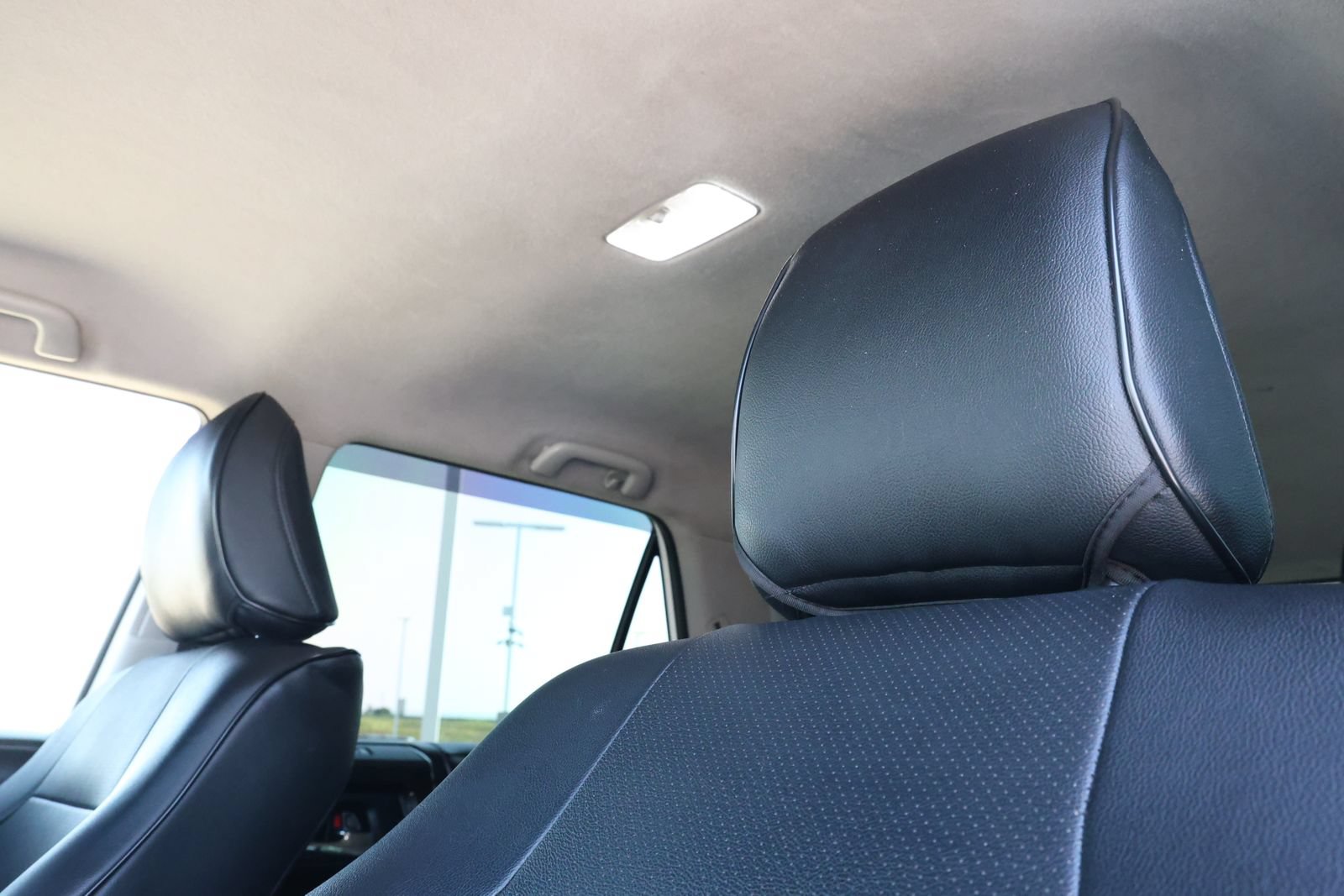 Used 2019 Toyota 4Runner TRD Off-Road AWD/4WD image 14