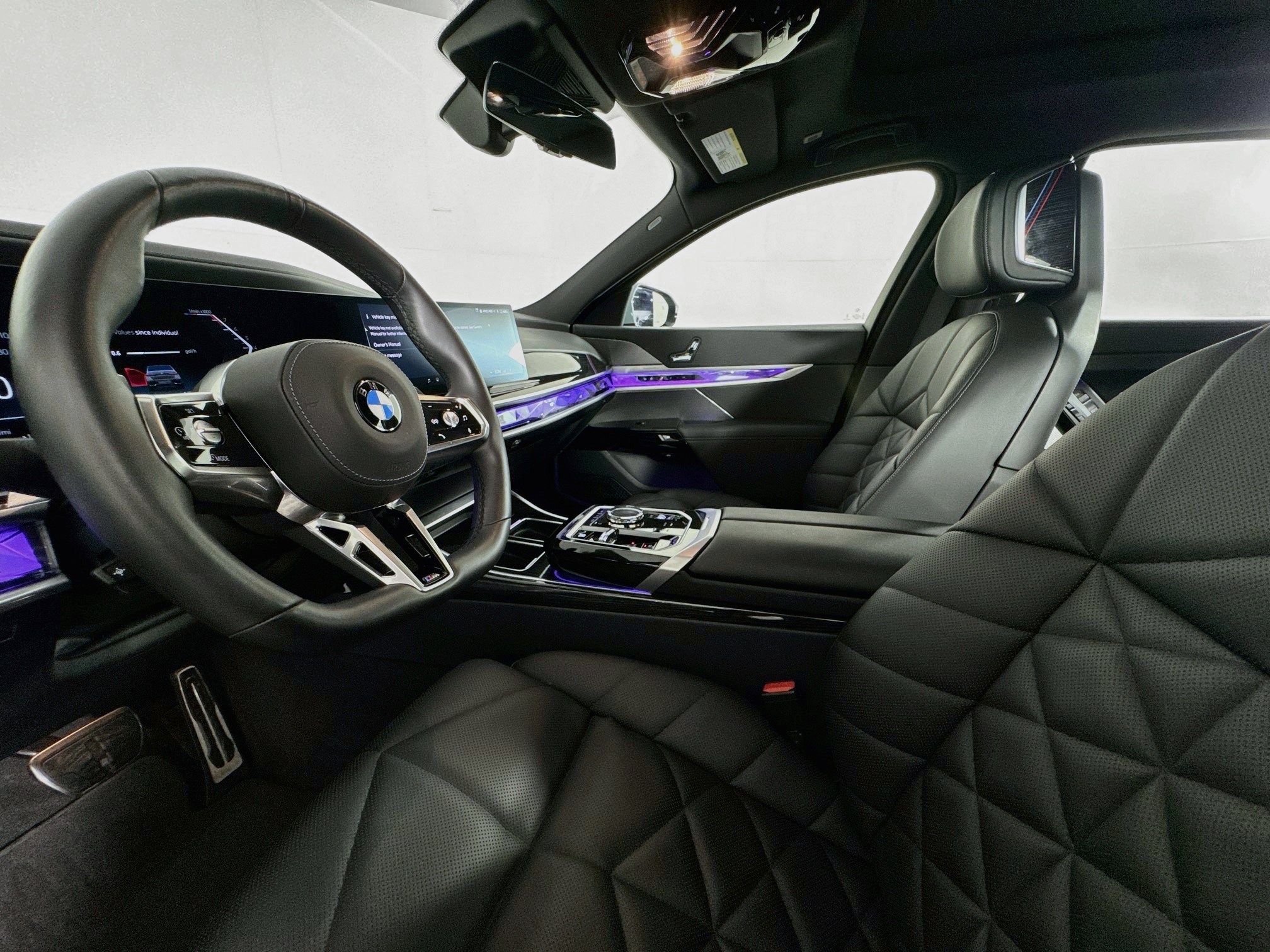 Used 2026 BMW 740i RWD image 20