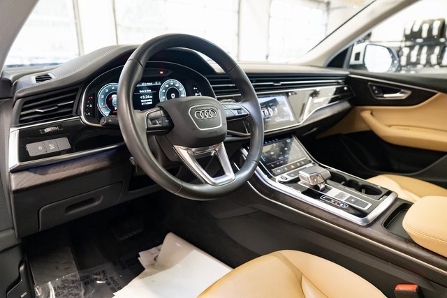 Used 2023 Audi Q8 Premium w/ Convenience Package image 23