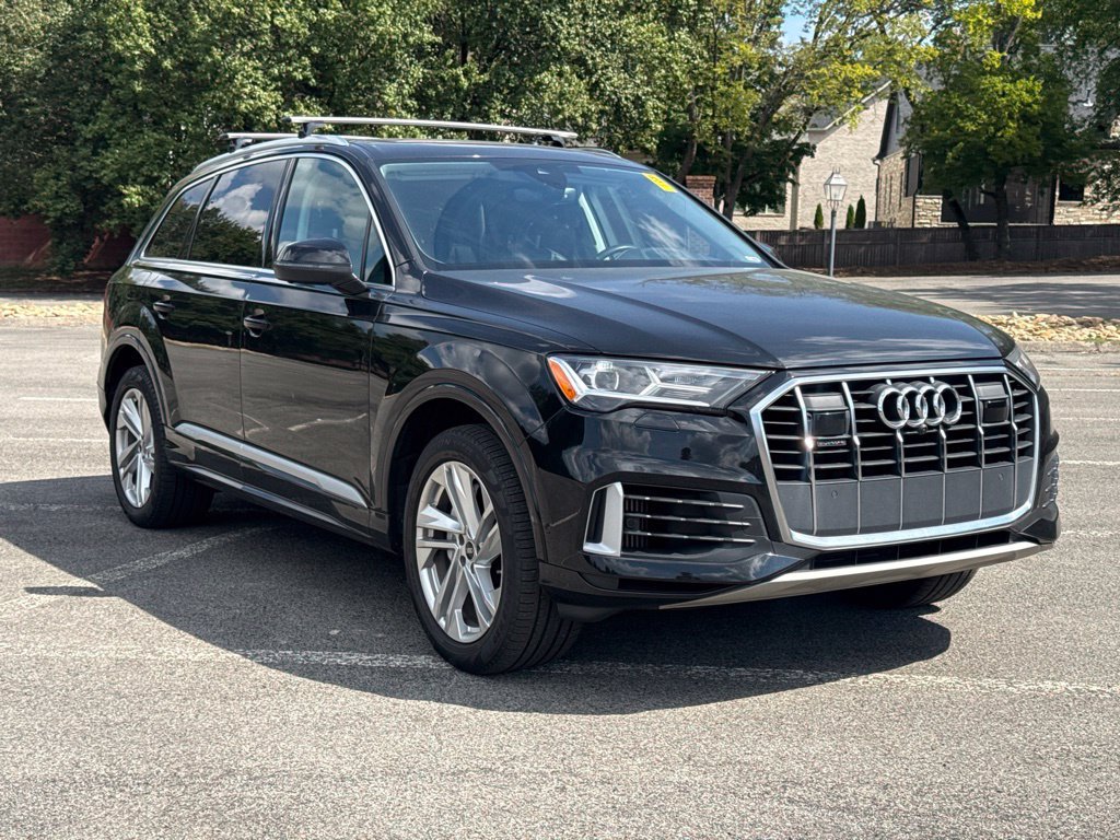 Used 2023 Audi Q7 3.0T Premium Plus w/ Premium Plus Package AWD/4WD image 3