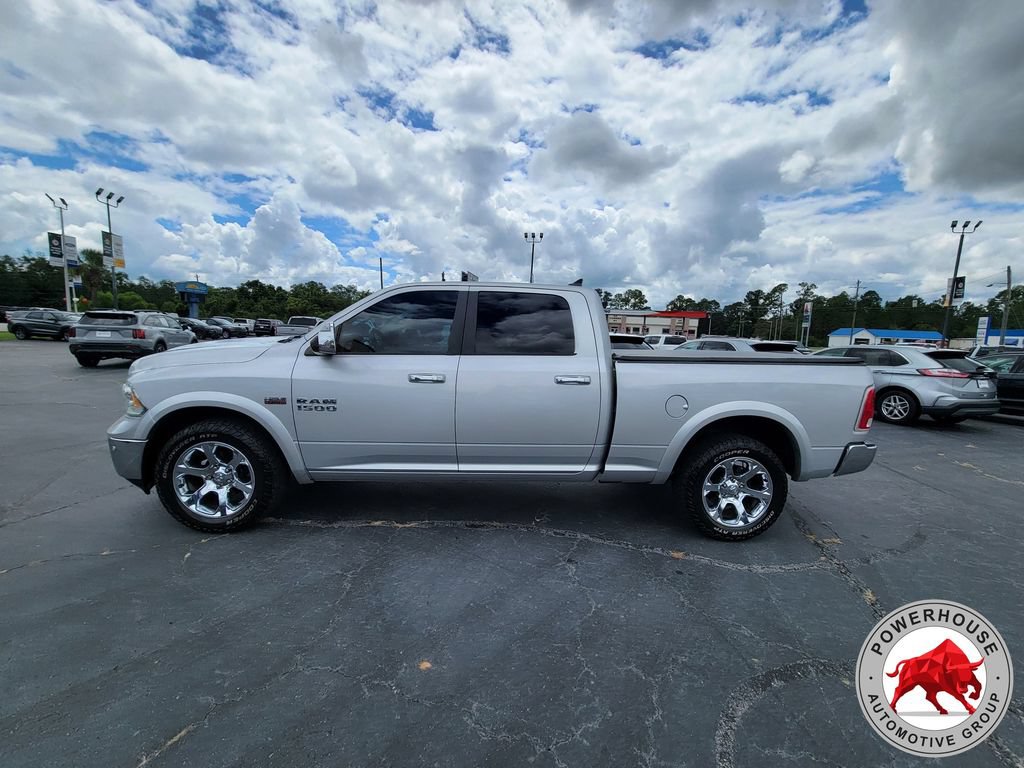 Used 2017 RAM 1500 Laramie w/ Convenience Group AWD/4WD image 3