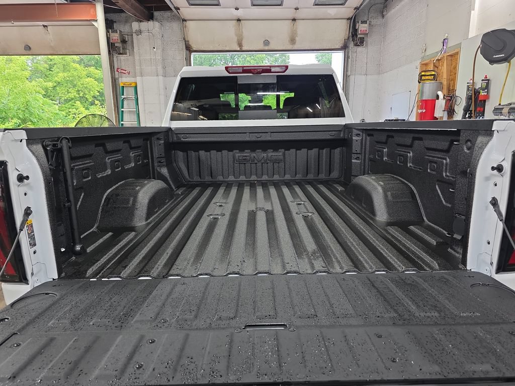 New 2026 GMC Sierra 3500 AT4 w/ Technology Package AWD/4WD image 12