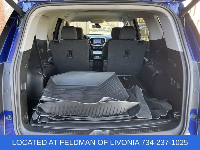 Certified 2023 GMC Acadia SLE w/ Driver Convenience Package image 24